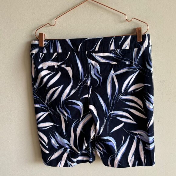 Chicos womens Tropical Printed Shorts Blue Size 3 - Picture 9 of 11